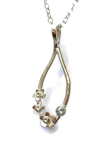 Forget-me-Not floral drop pendant set with Aquamarine
