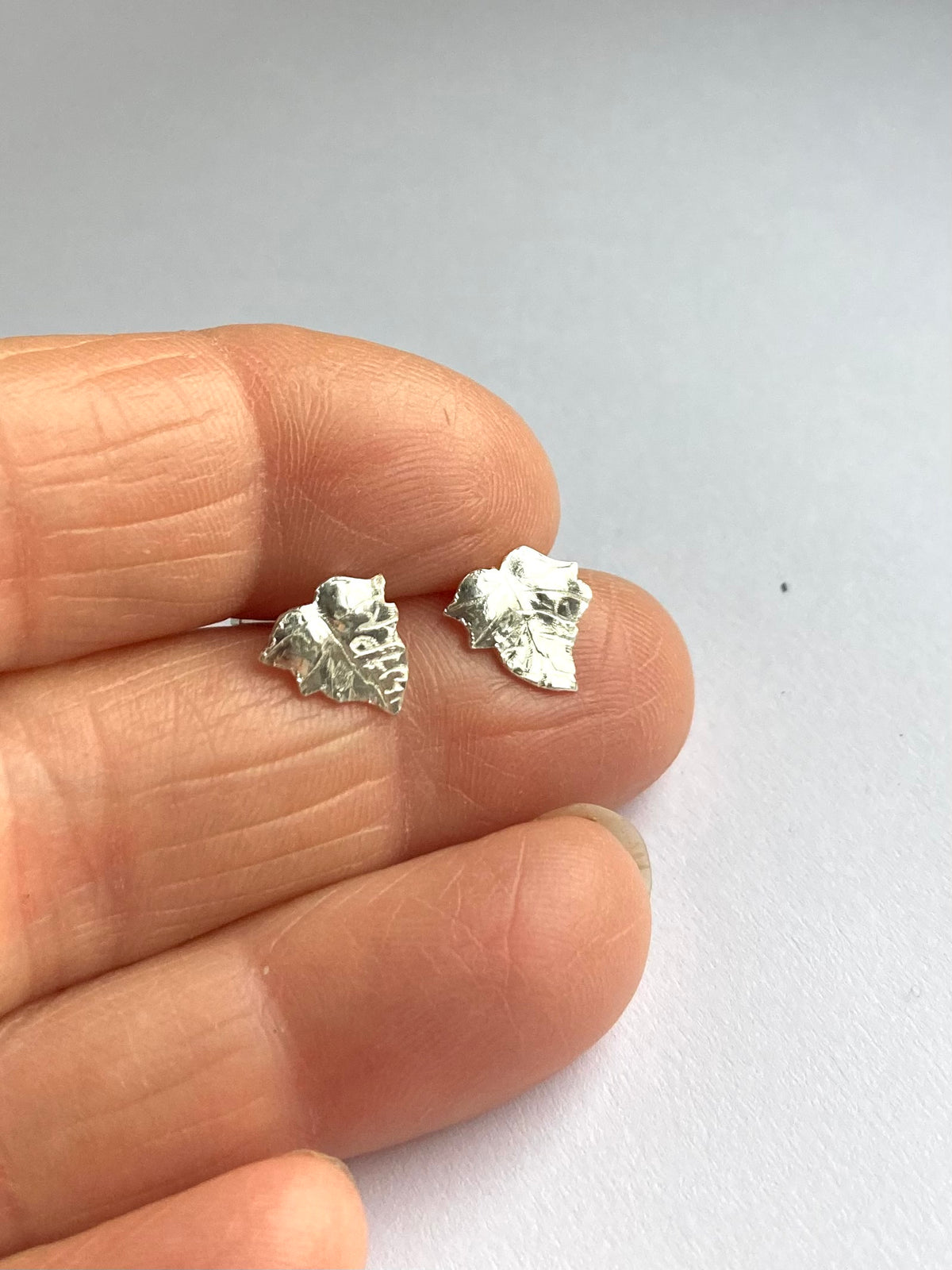 Greenwood Collection Small Ivy Leaf Stud Earrings