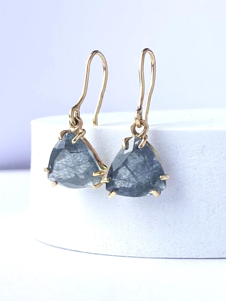 trillion shape prong setting rutilated quartz gold drop earrings on white background