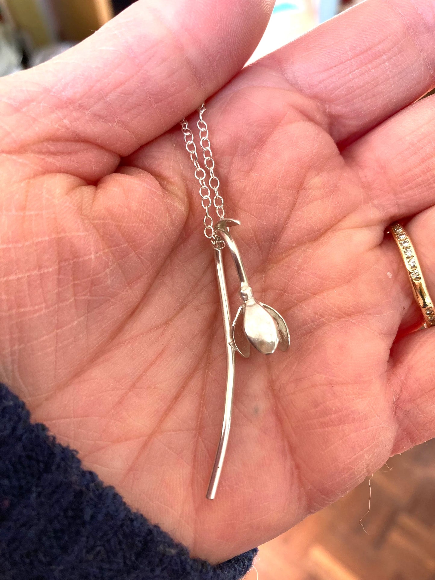 Single snowdrop pendant hand made in sterling silver