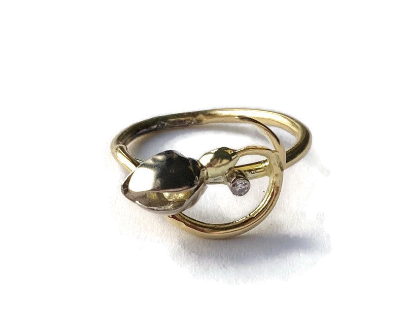 Art nouveau inspired snowdrop ring in yellow and white gold, set with a diamond