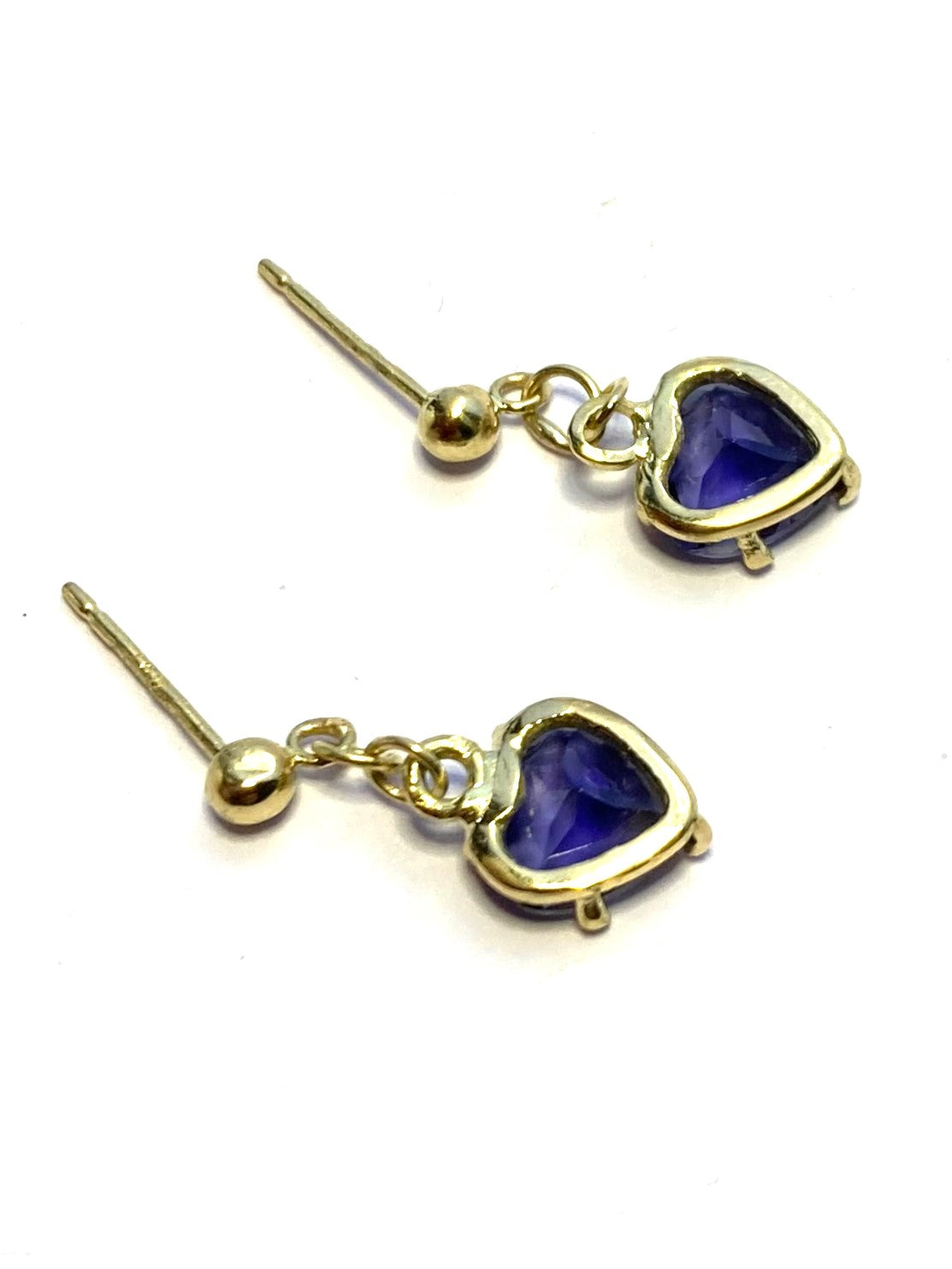 Elegant 18ct yellow gold Iolite Heart Stud Drop Earrings