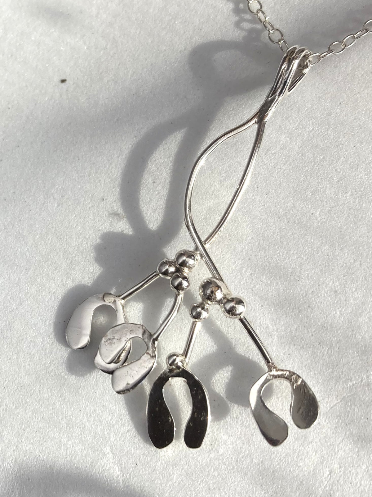 Greenwood Collection Mistletoe Sprig Pendant with Berries