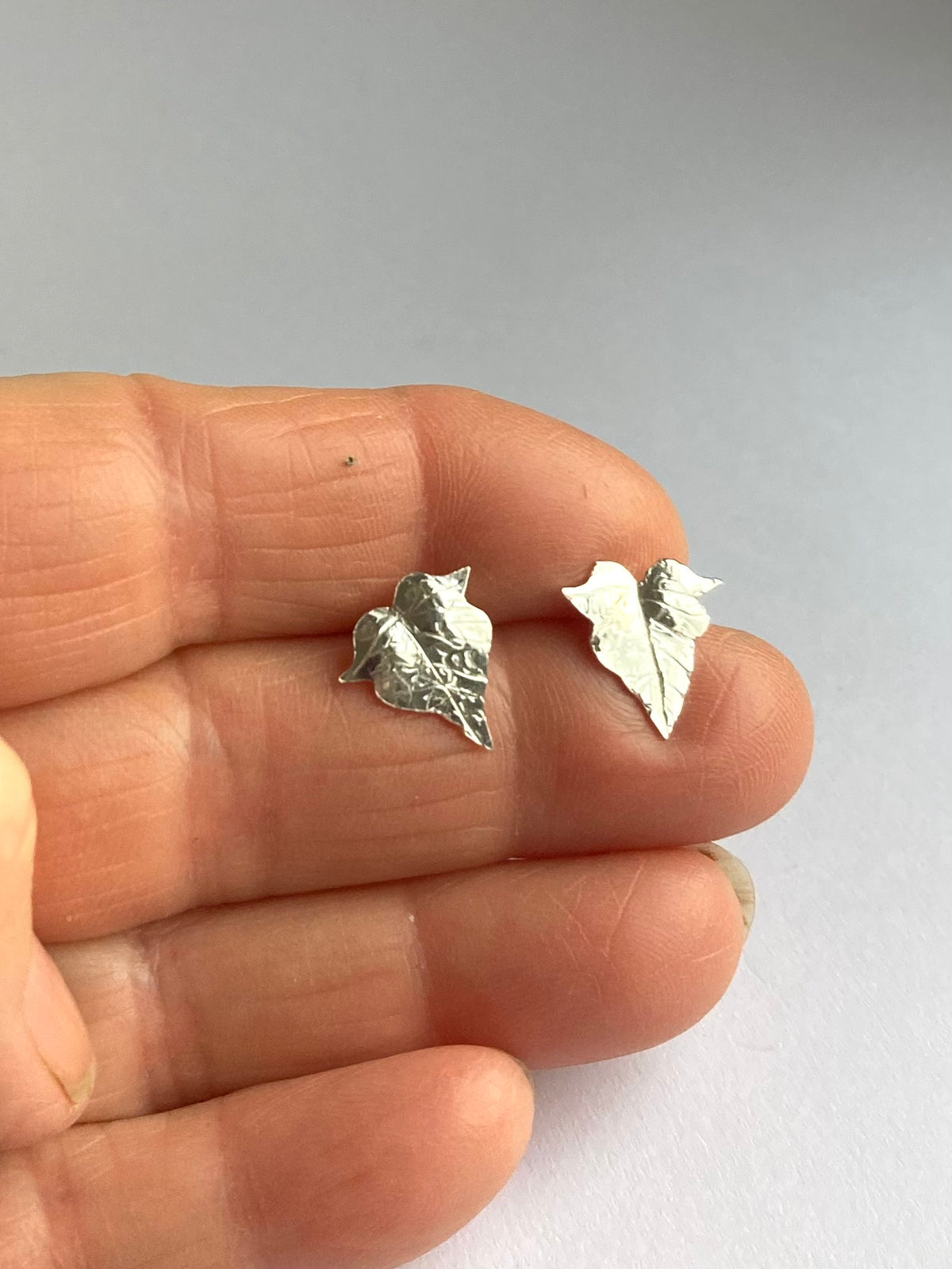 Greenwood Collection Medium Ivy Leaf Stud Earrings