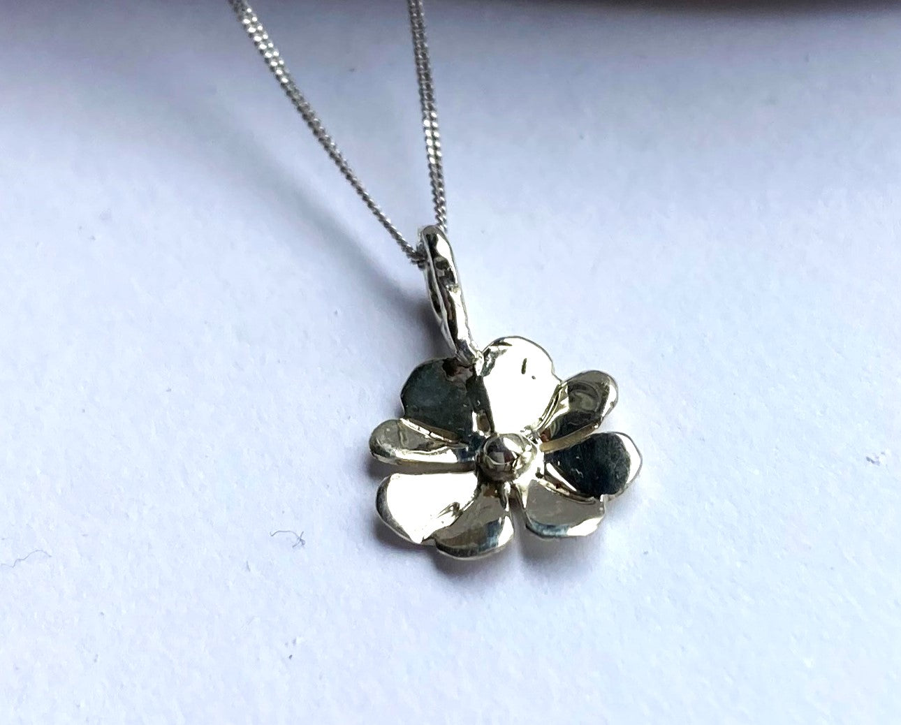 White Gold Four Leaf Clover Pendant